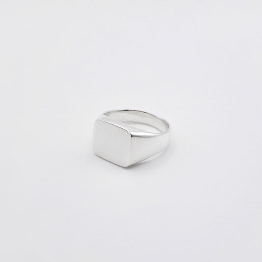 Don signet ring